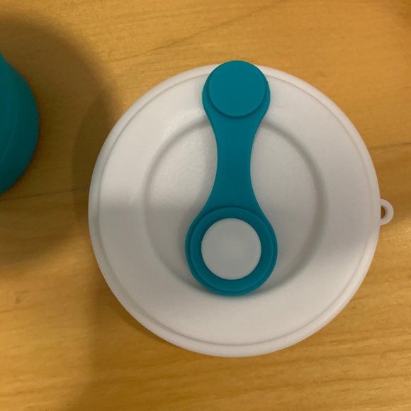 David's Tea Collapsible Travel Cup - Picture 5 of 6